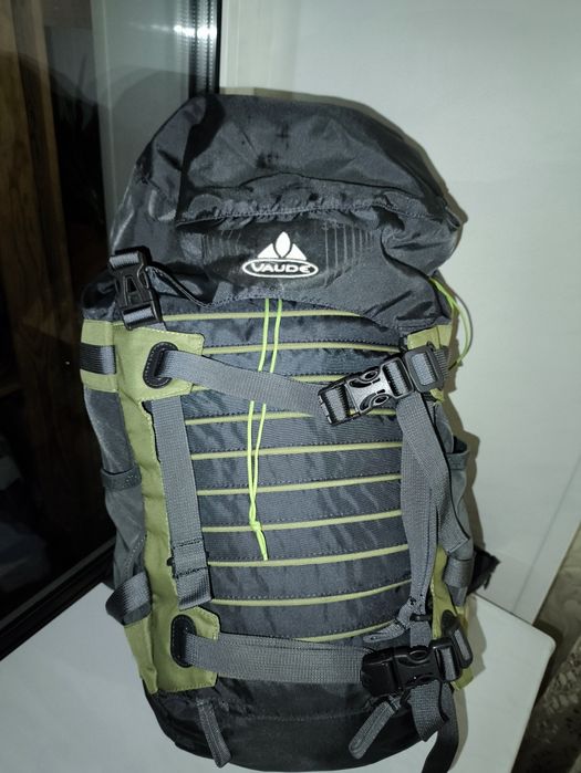 Рюкзак Vaude 2 штуки в оригинале для велосипеда или трекинга