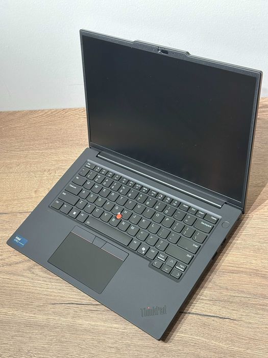Lenovo ThinkPad P14s Gen5 14.5" 3K 120Hz Ultra7 32GB NVIDIA RTX500 1TB