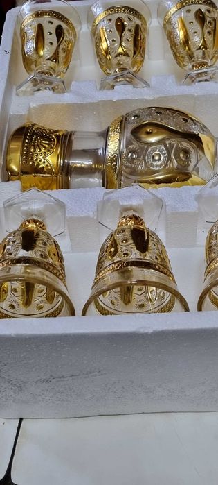 Набор графин и 6 бокалов.Новый.350000
