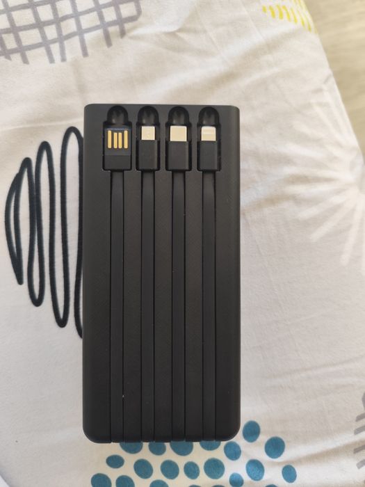 Преносима фъншна батерия 30000mA