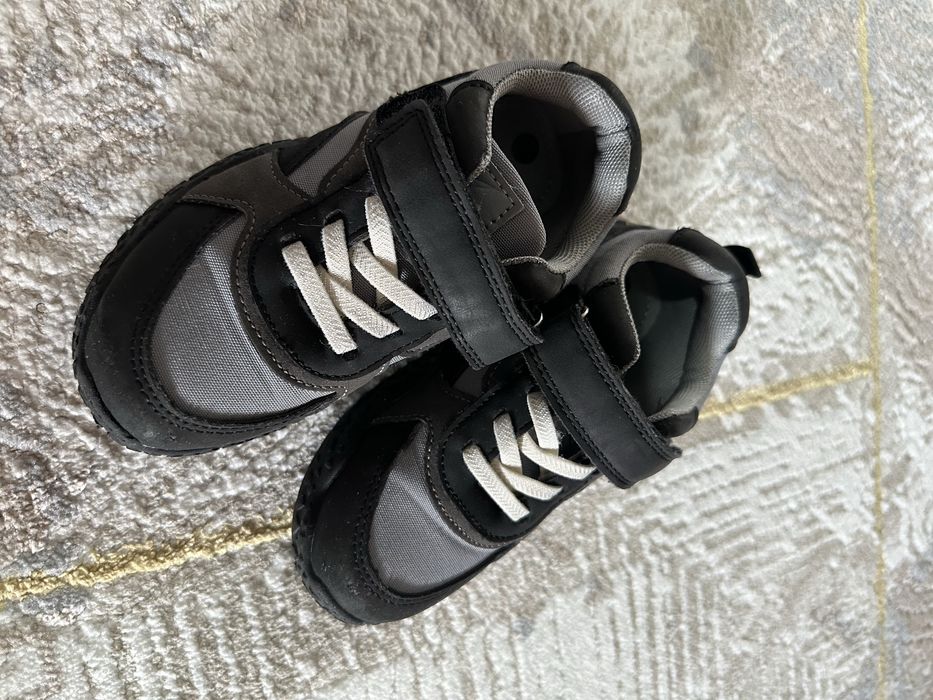 Кроссовки мальчику, 27р