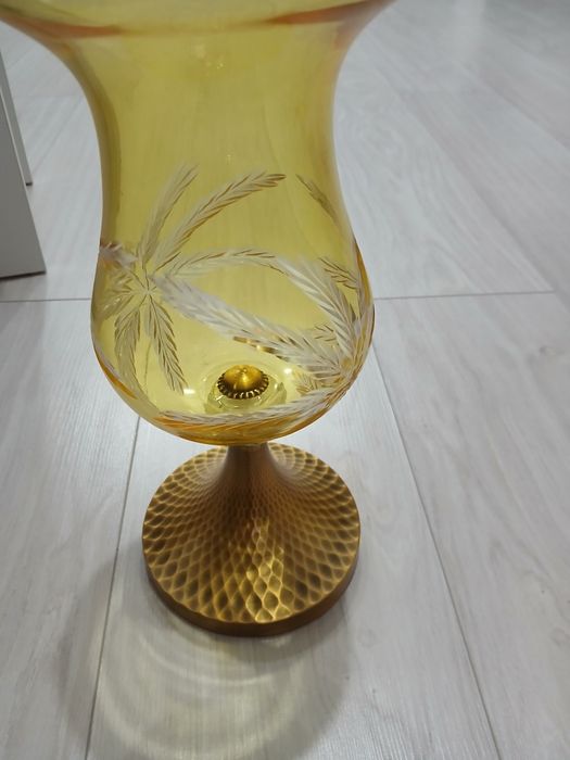 Продам вазы 12 штук сервиз