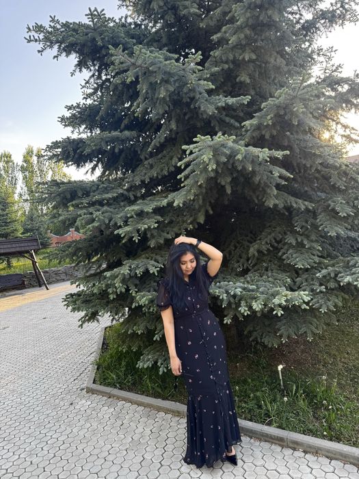Платье вечернее