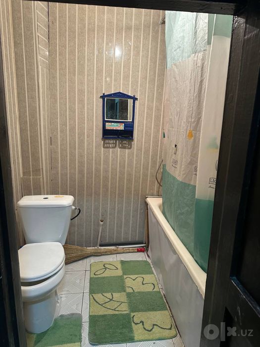 Продается 1 в 2/1/2 в центре Чирчика