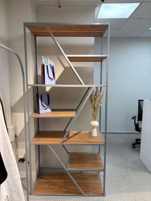 Полка для декора или же для вещей