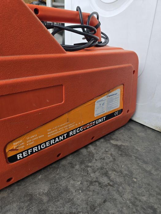 Stație de recuperat freon