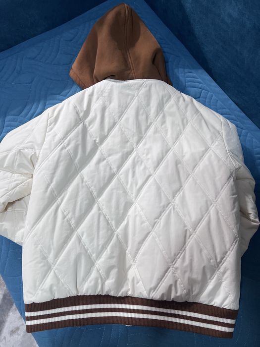 Продам куртку на подростка