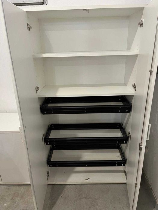 Офис обзавеждане Narbutas