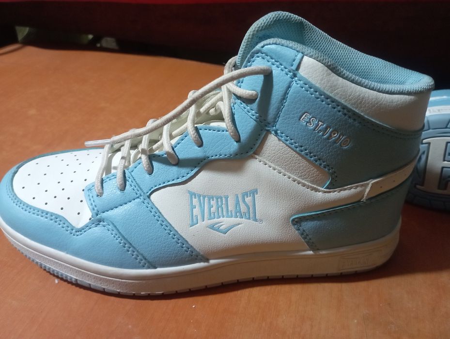 Adidași gheată originali Everlast noi