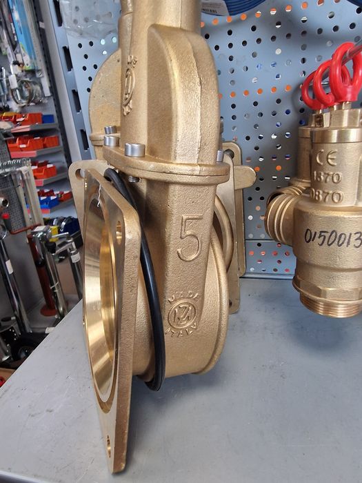 Vana robinet vidanja 2.3.4.5.6 toli import Italia