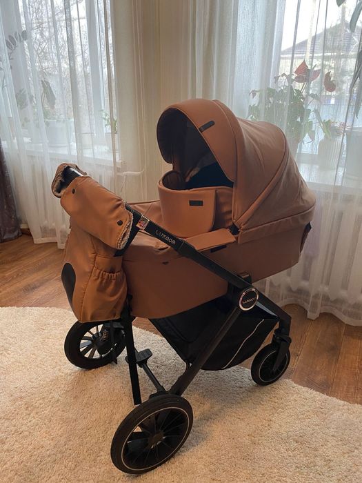 Коляска детская,три в одном