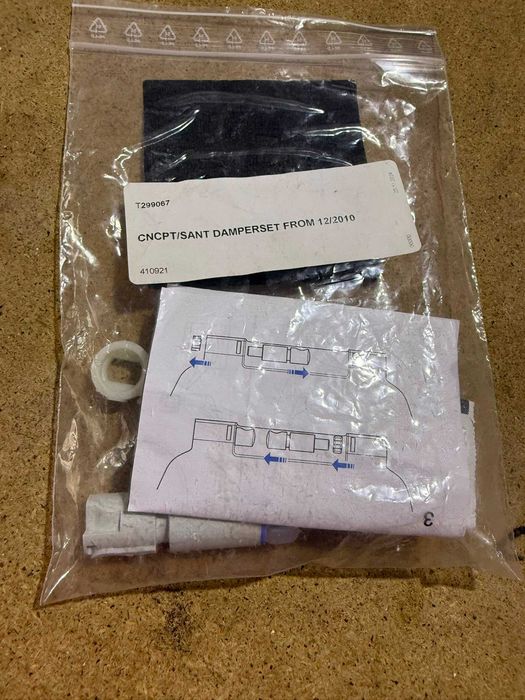 Set original Ideal Standard T299067 pentru mecanism soft-close / balamale capac WC.
