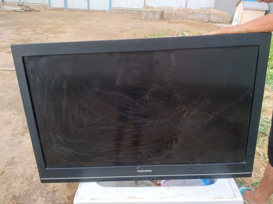 Телевизор  бу на запчасти