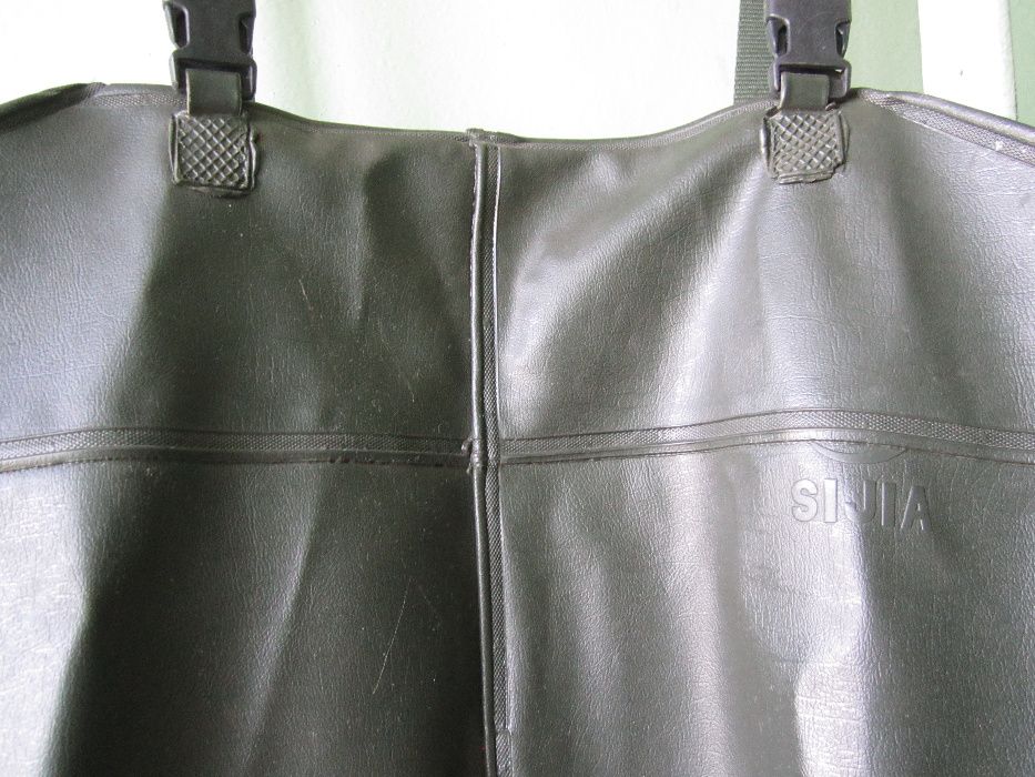 Рибарски гащеризон SIJIA с ботуши #  43, 44, 45.