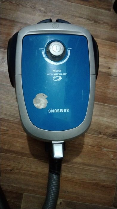 Продам пылесос Samsung