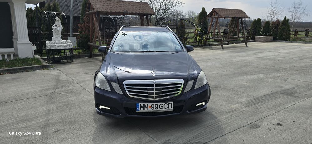 Mercedes w212 E250  Acte la Zi  AUTOMAT