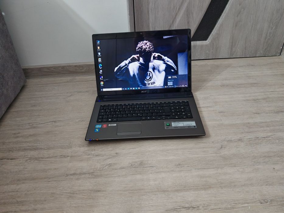 Laptop Acer Aspire cu i5 și baterie nouă