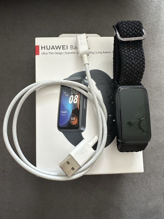 Huawei band 8 черные