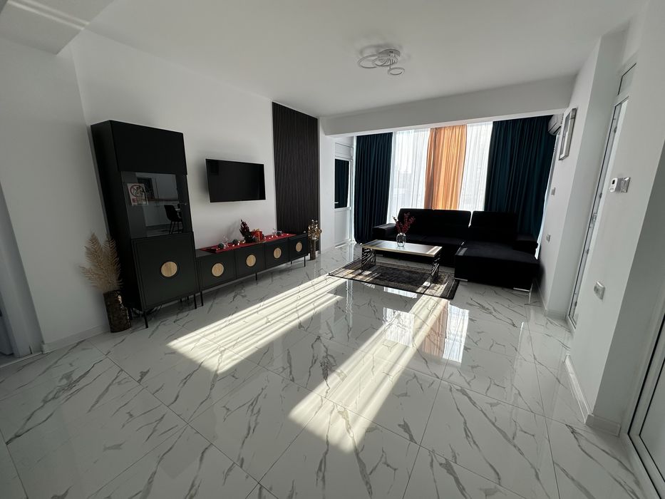 Inchiriez Apartament 4 camere