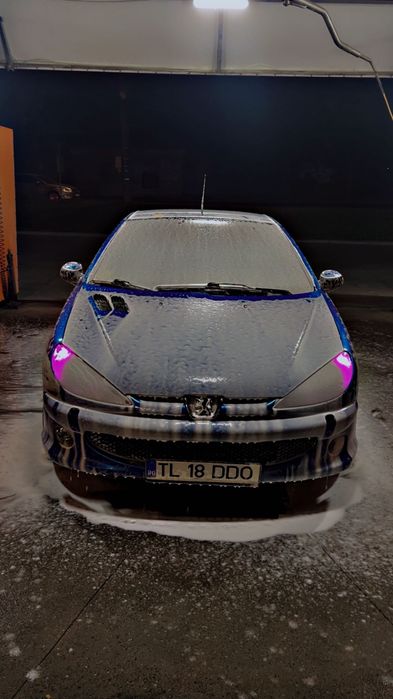 Vând Peugeot 206CC