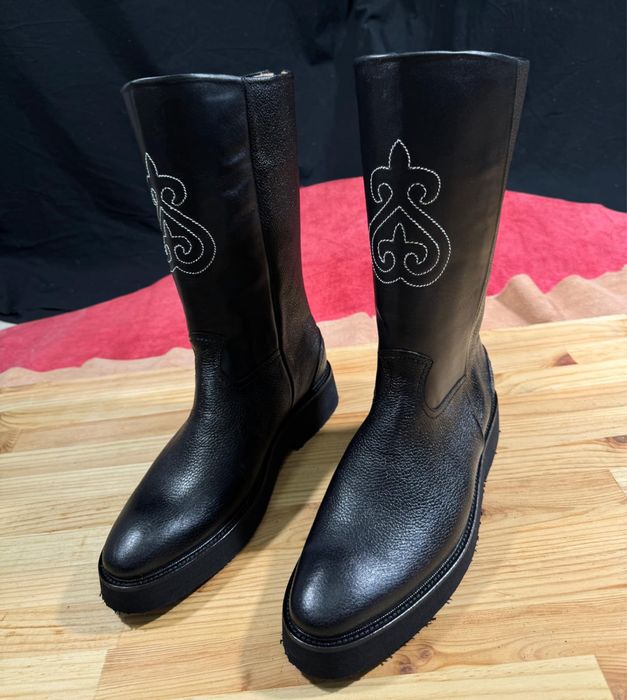 Саптама етік оюмен samgau