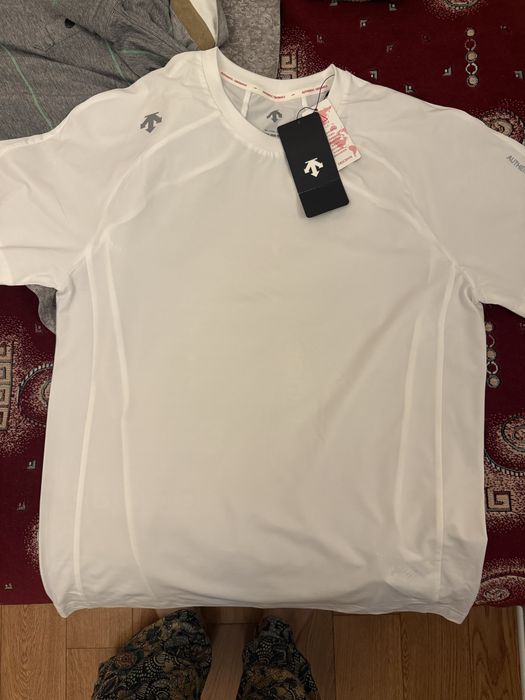 Мужская футболка descente
