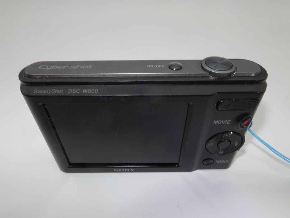 Sony Cybershot W800 ултракомпактен цифров фотоапарат, 20 MP дигитална камера, пълен комплект, тествана и работи Отлично