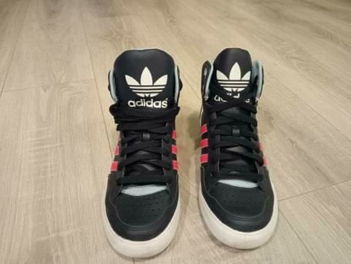 Vand papuci Adidad