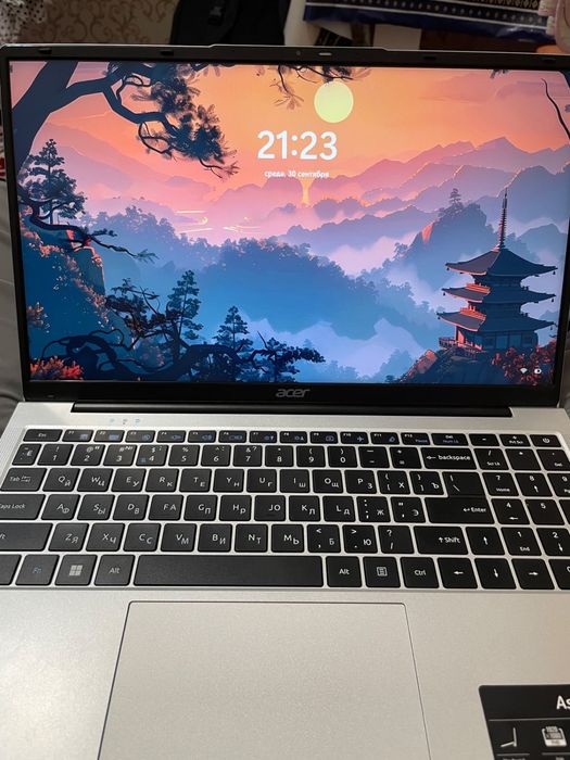 Acer Aspire 3 ноутбук