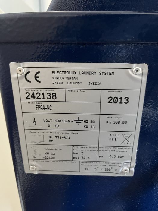 Гладильный пресс и пароманекен