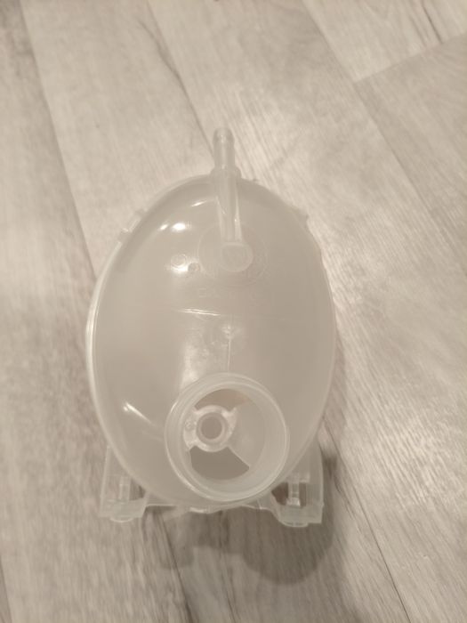 Расширительный бачок Renault duster