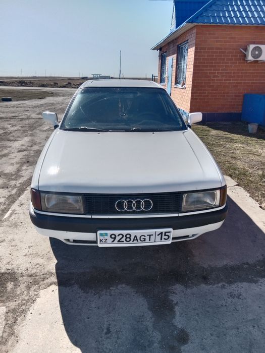 Продам Ауди 80 89 переходка Б3