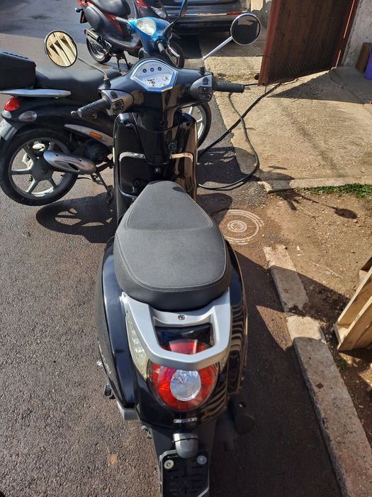 Скутерите са с документи