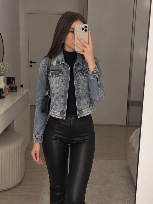 Geaca de blugi Bershka