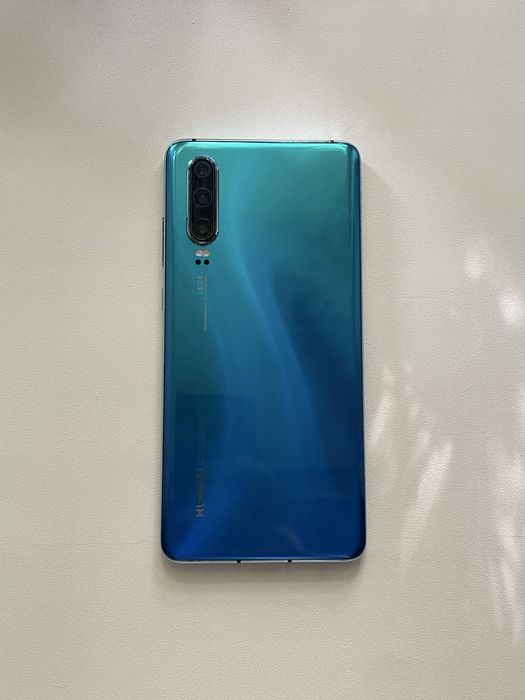 Huawei p30 6/128 в отличном состоянии