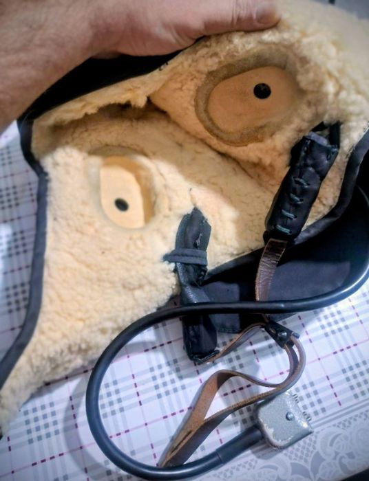 Продам танковый шлем.