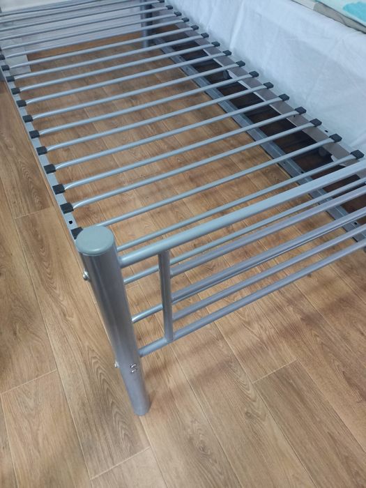 Vind pat 200 × 90 cm.