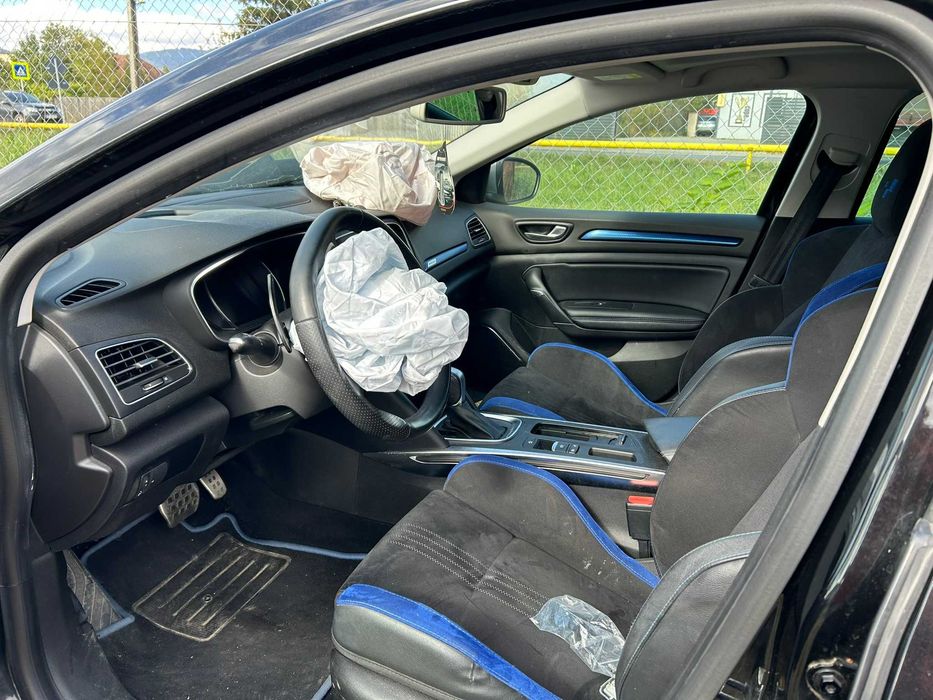Renault Megane GT 1.6 benzina 205 cp 2018 avariat