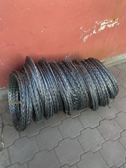 Колючая проволка