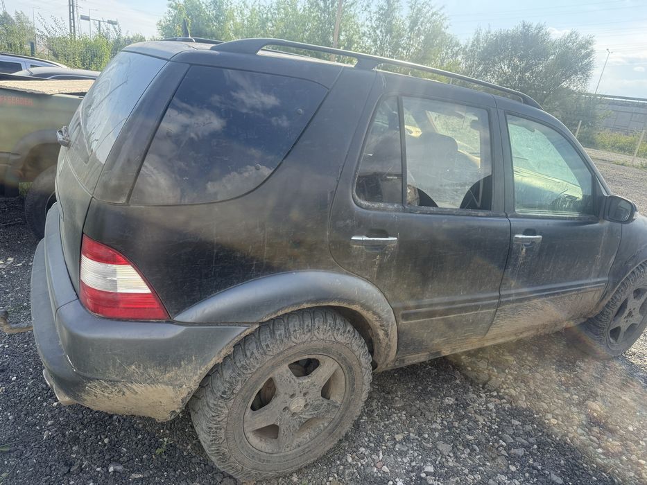 MERCEDES-BENZ ML-Class 2004 — imagine 4