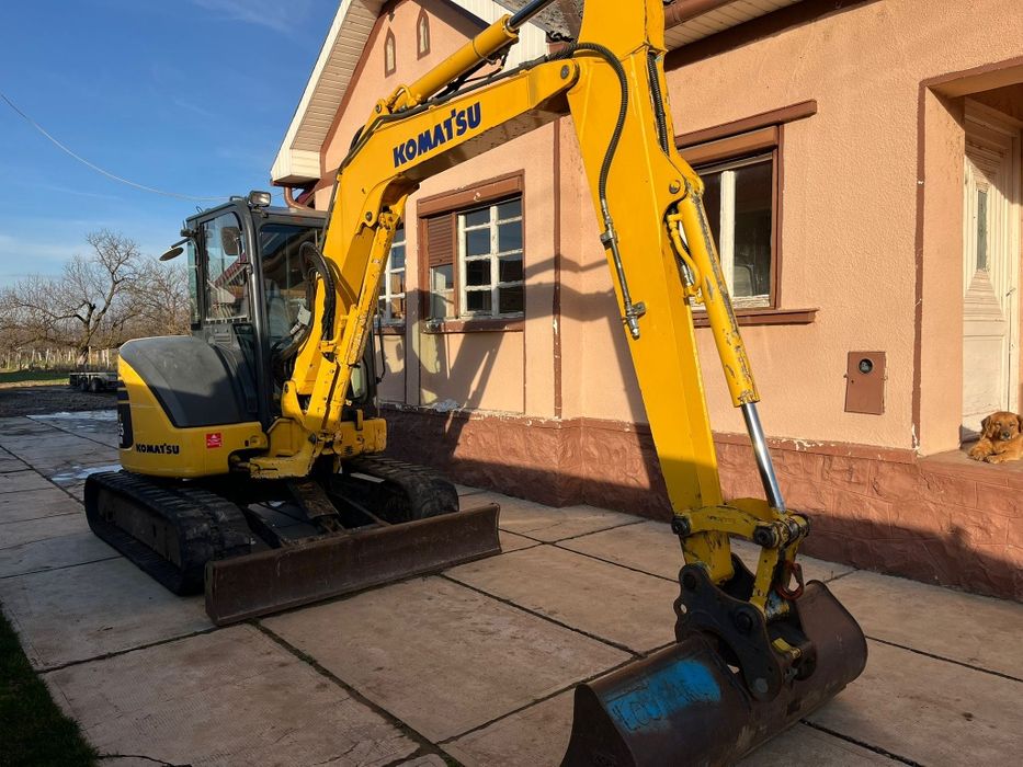 Miniexcavator Komatsu