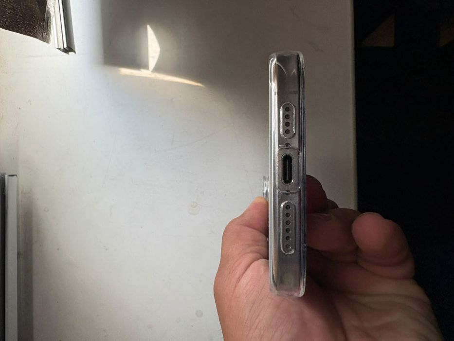 Продам iPhone 15 Pro Max 256 ГБ