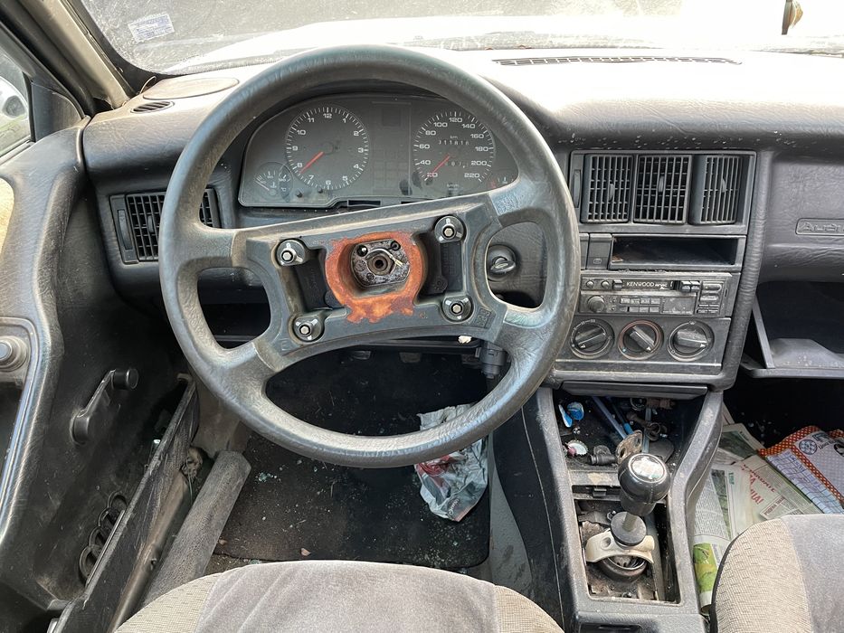 Audi 80 b3 1.8i 75кс 1987г На Части