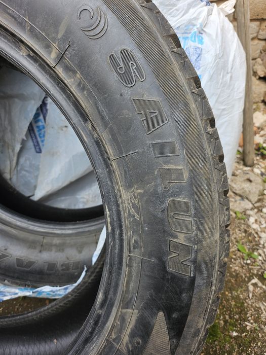 Продам комплект зимней резины