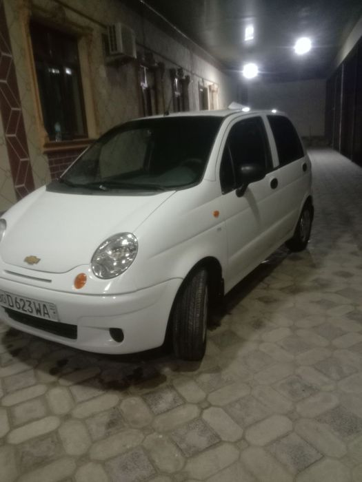 Матиз сотилади метанда