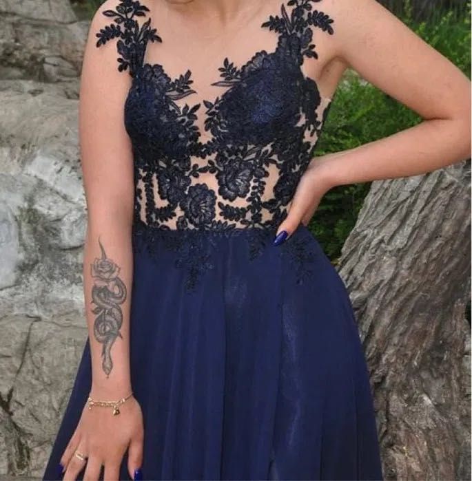 Официална бална рокля с дантела и цепка в турско синьо