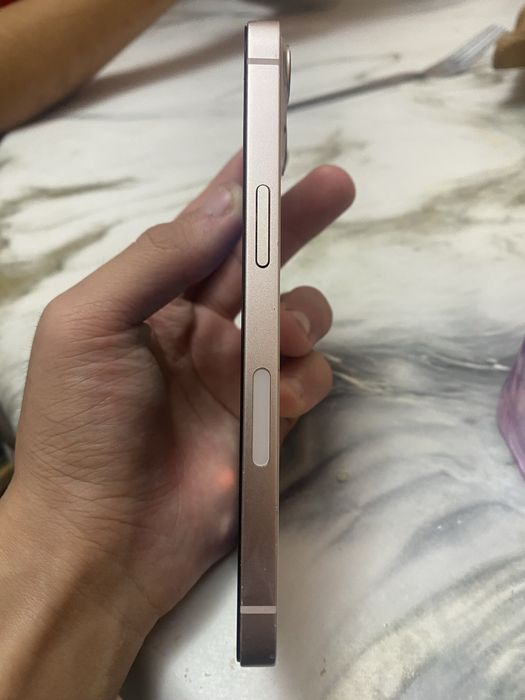 Айфон 13 IPhone 13