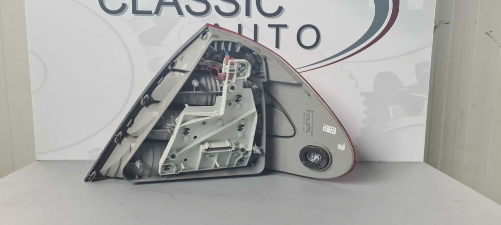 Стоп Mercedes W211 2008г.