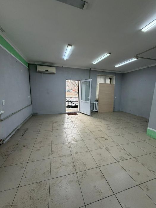 Продается торговое помешение.Байсеитова 8