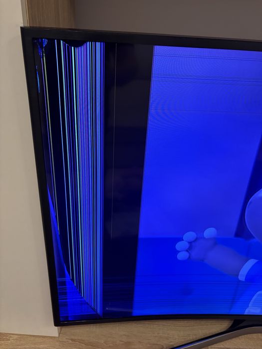 Samsung Smart TV, ecran curbat, display spart